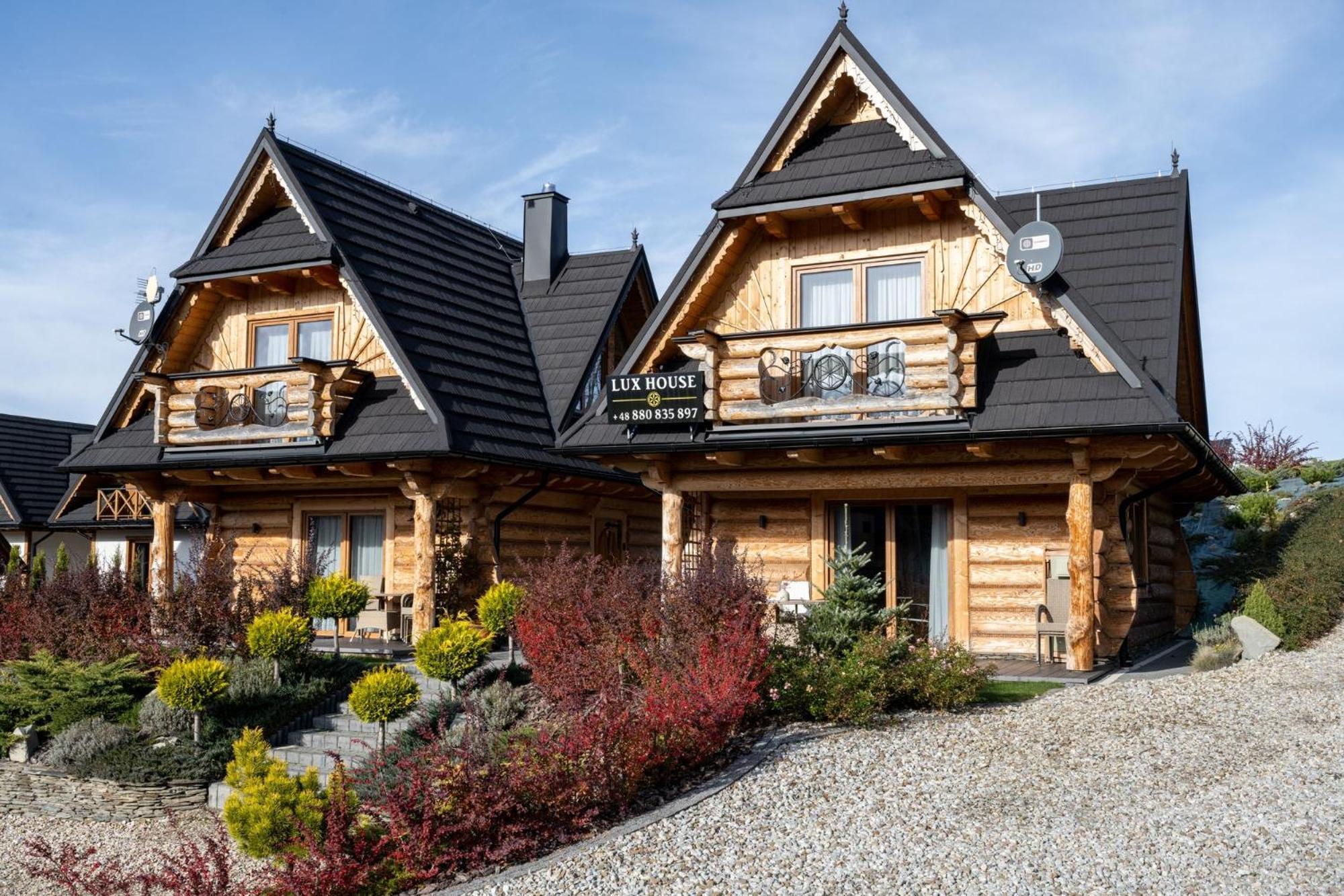 Lux-House & Jacuzzi Sauna ザコパネ エクステリア 写真