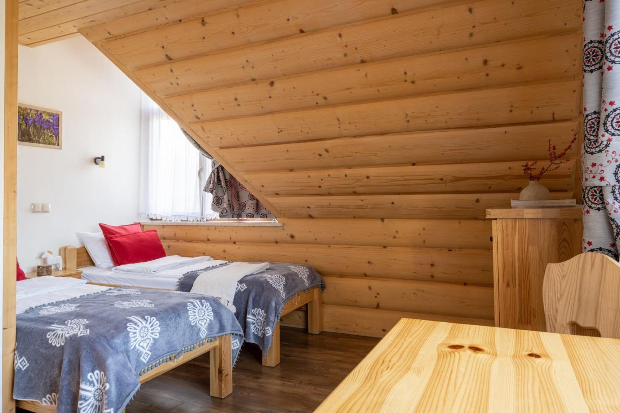 Lux-House & Jacuzzi Sauna ザコパネ エクステリア 写真